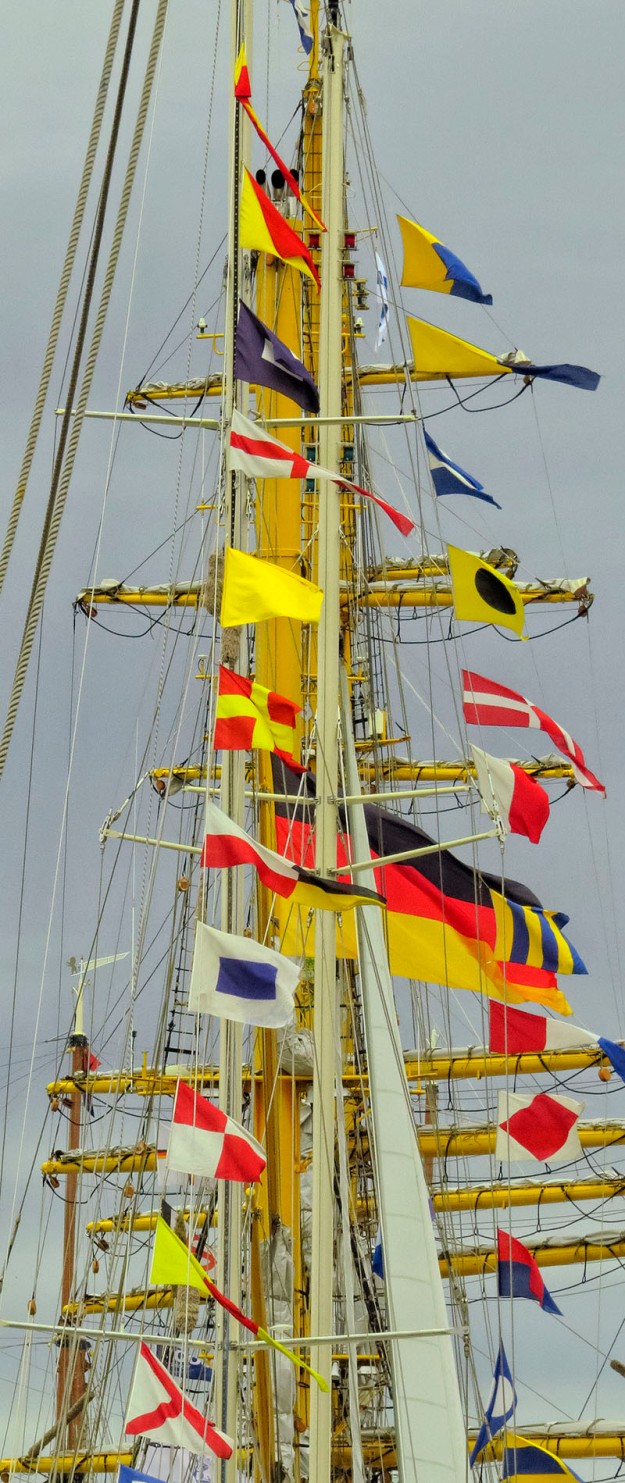 T Flags on Masts